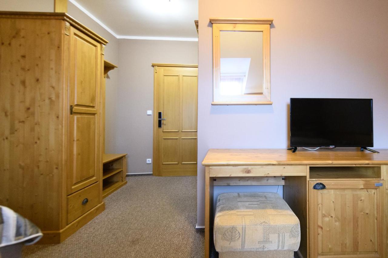 Vinarstvi U Kaplicky Hotell Zaječí Exteriör bild