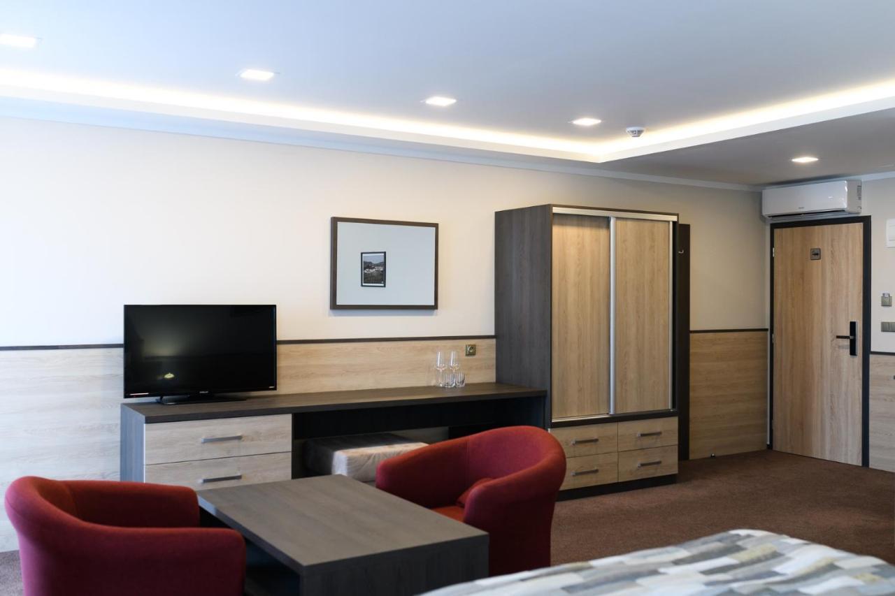 Vinarstvi U Kaplicky Hotell Zaječí Exteriör bild