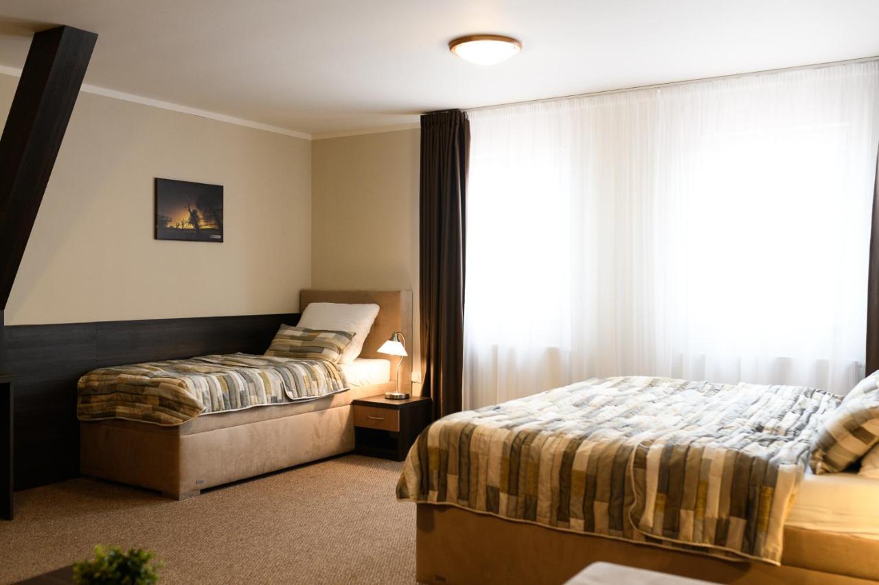 Vinarstvi U Kaplicky Hotell Zaječí Exteriör bild